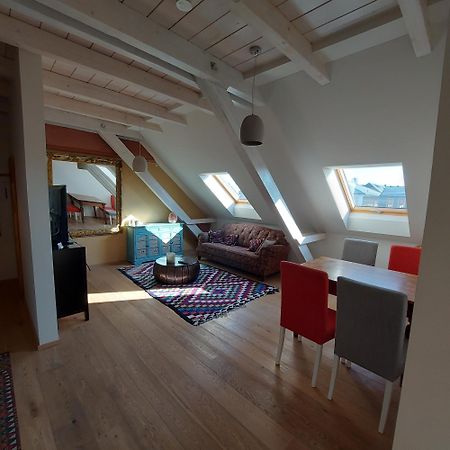 Boardinghouse Neumarkt Alte Schule Neumarkt in der Oberpfalz Ngoại thất bức ảnh