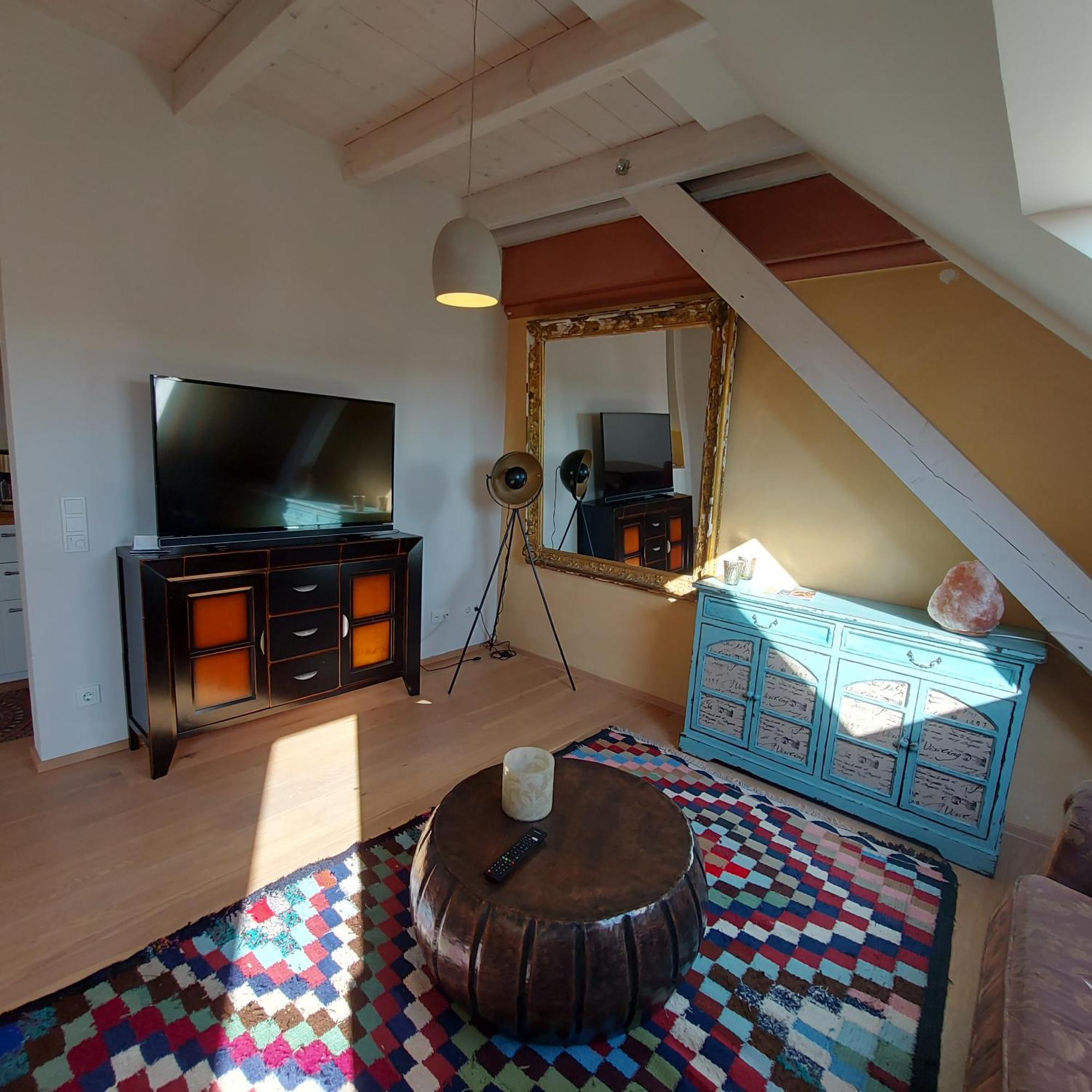 Boardinghouse Neumarkt Alte Schule Neumarkt in der Oberpfalz Ngoại thất bức ảnh